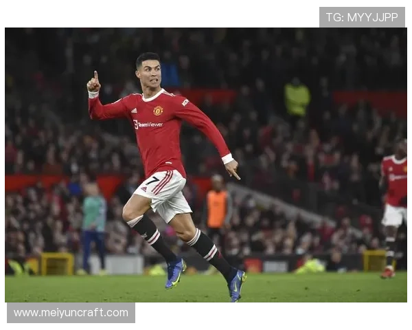 伯恩利队迎接新赛季挑战 引援不断加强阵容深度誓夺英超更高荣誉 伯恩利队迎接新赛季挑战 引援不断加强阵容深度誓夺英超更高荣誉