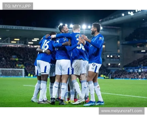 埃弗顿队新赛季备战进入关键阶段 主教练谈球队阵容与战术调整 埃弗顿队新赛季备战进入关键阶段 主教练谈球队阵容与战术调整