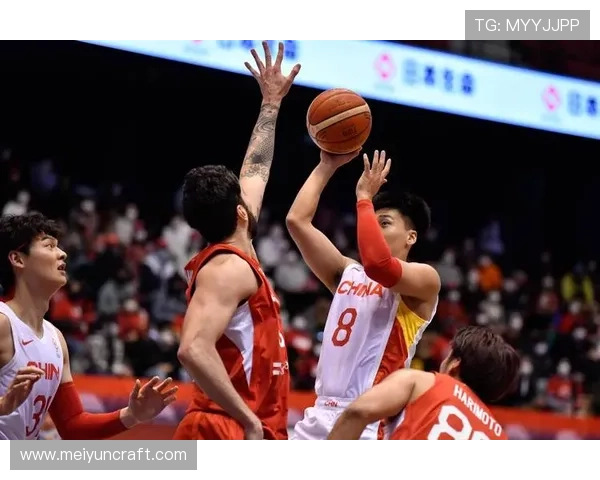 中国篮球队迎战澳大利亚冲击世界杯四强目标全力以赴备战关键战役